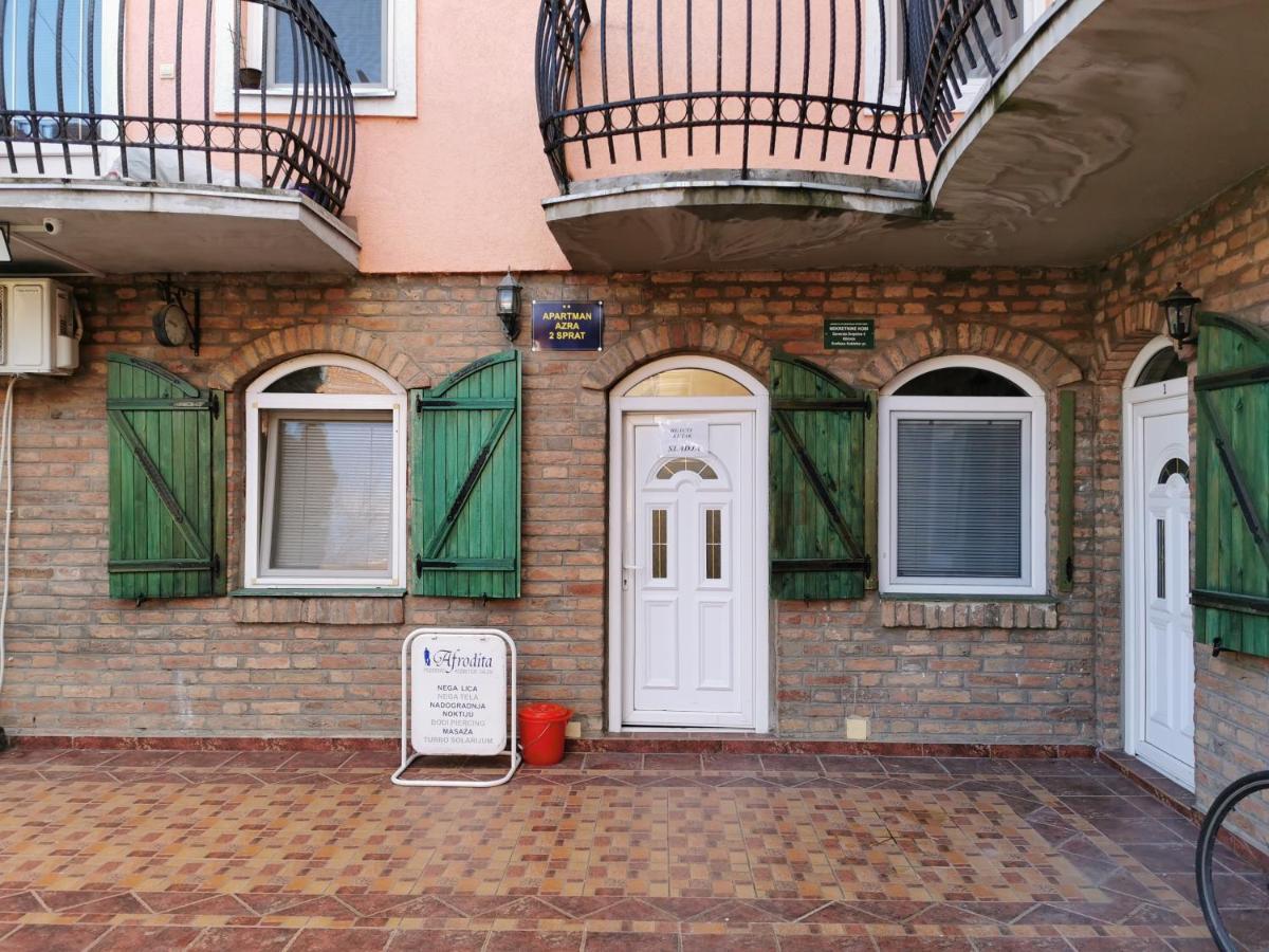 Apartman Azra Kikinda Esterno foto
